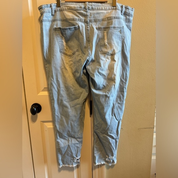 VIP Ankle Length Plus Size Jeans w/ Fashion Hem Detail Sz 23/24 - Picture 9 of 11